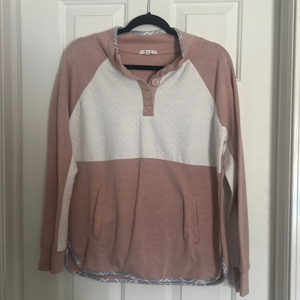 Maurice’s lightweight pullover